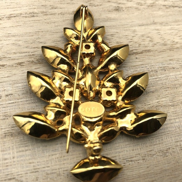 Vintage OTC Christmas Tree Brooch 2.5" Green Red Yellow Faceted Rhinestone Pin - Picture 5 of 8